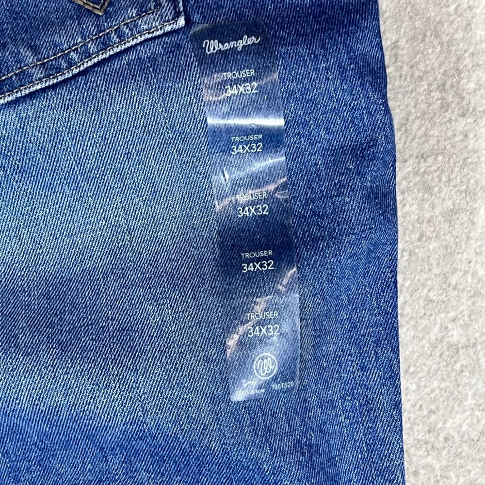 Wrangler Retro Indigo Wide Leg Jeans with Leather Patch - Picture 5 of 11